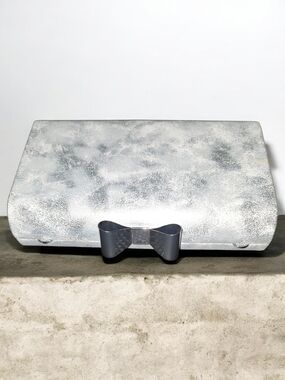 Silver Metallic Bow Clutch